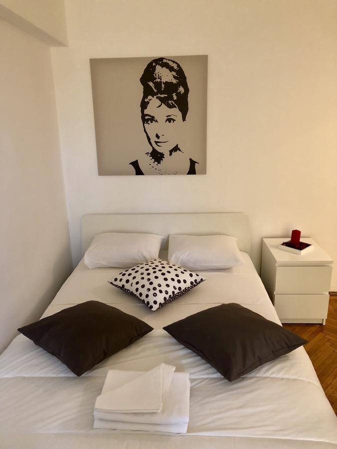 Studio Confort Букурещ Екстериор снимка